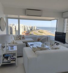 Venta y Alquiler Temporario Apartamento 3 Dormitorios, Peninsula, Punta del Este