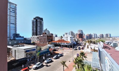 Apartamento 2 Dormitorios, Peninsula, Punta del Este