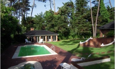 Venta Casa 4 Dormitorios, Cantegril, Punta del Este