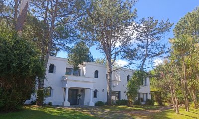 Venta Gran Casa 5 Dormitorios, Rincón del Indio, Punta del Este