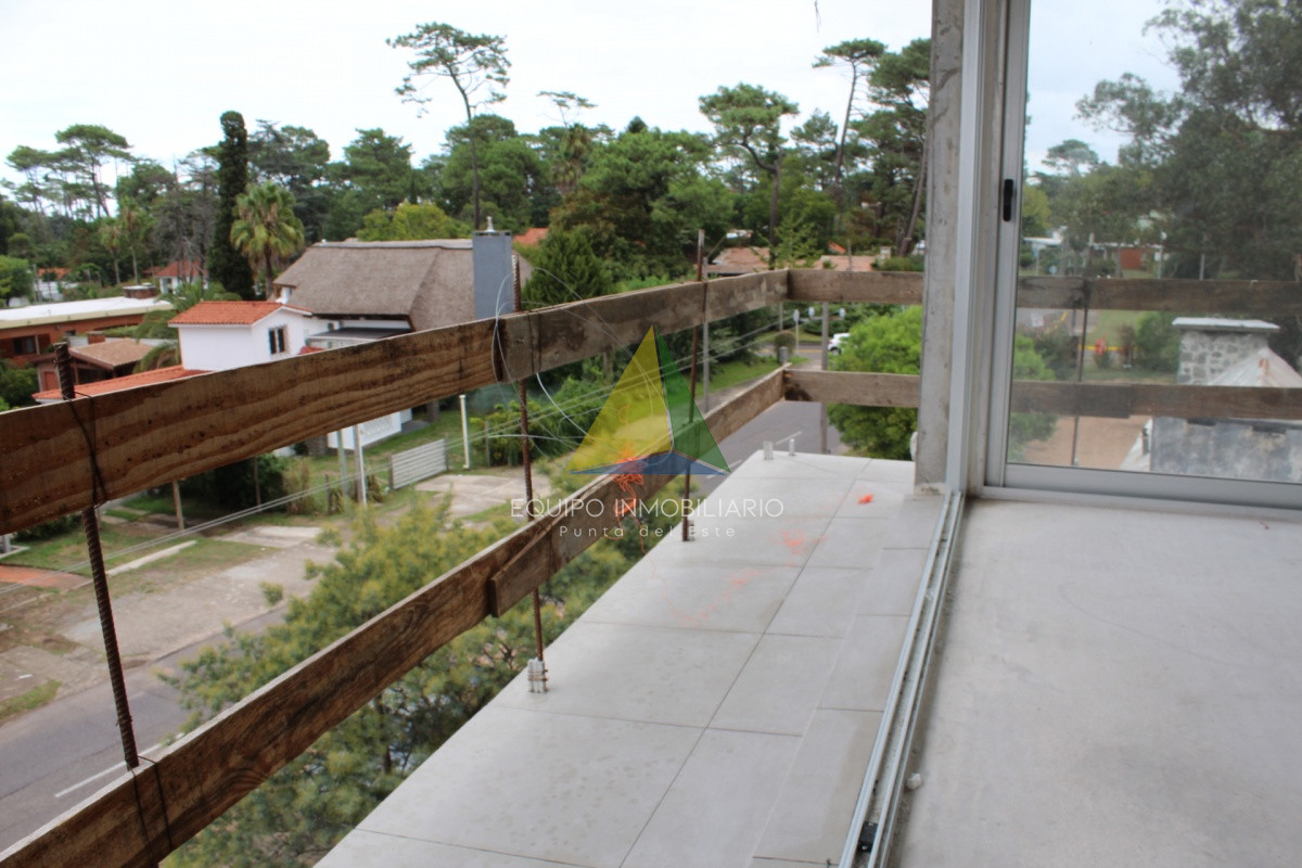 Camino a la Laguna - GoPunta - Portal Inmobiliario de Punta del Este - Maldonado