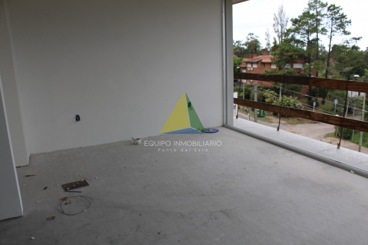 Camino a la Laguna - GoPunta - Portal Inmobiliario de Punta del Este - Maldonado