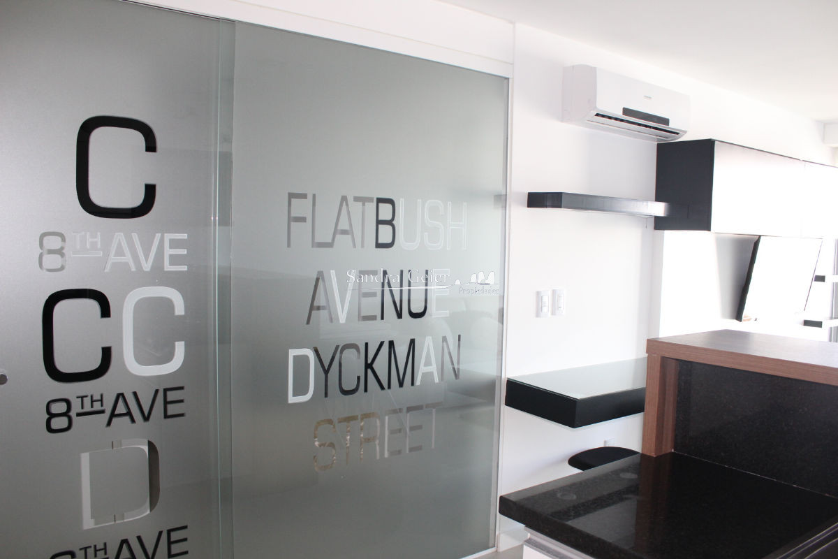 Apartamento ID.2100 - Apto 1 dor. + plus piso alto