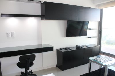 Apartamento ID.2100 - Apto 1 dor. + plus piso alto