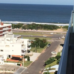 Apartamento ID.1790 - Apto 2 dorm, 2 baños y balcón.