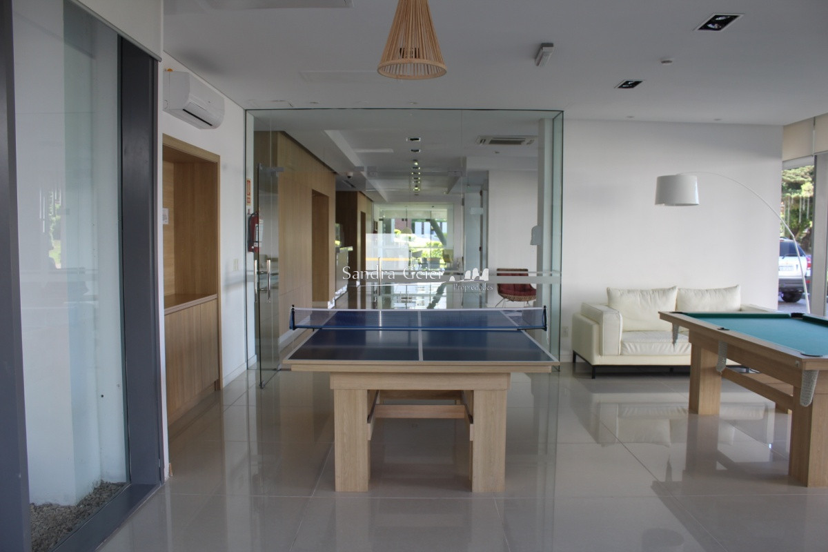 Apartamento ID.2100 - Apto 1 dor. + plus piso alto