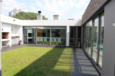 Apartamento ID.2100 - Apto 1 dor. + plus piso alto