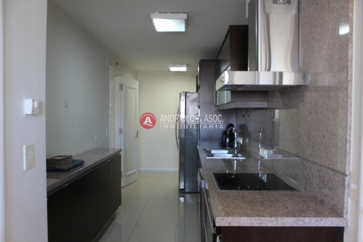 Apartamento ID.6880 - Apto 3 dormitorios en Brava