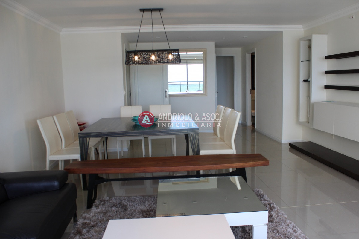 Apartamento ID.6880 - Apto 3 dormitorios en Brava