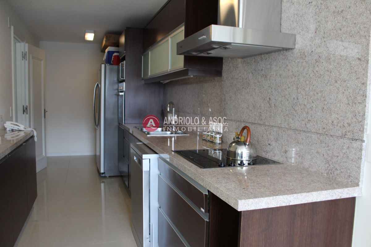 Apartamento ID.6845 - Apto 3 dormitorios en Brava