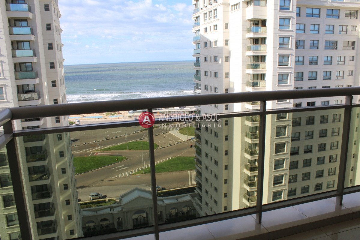 Apartamento ID.6880 - Apto 3 dormitorios en Brava