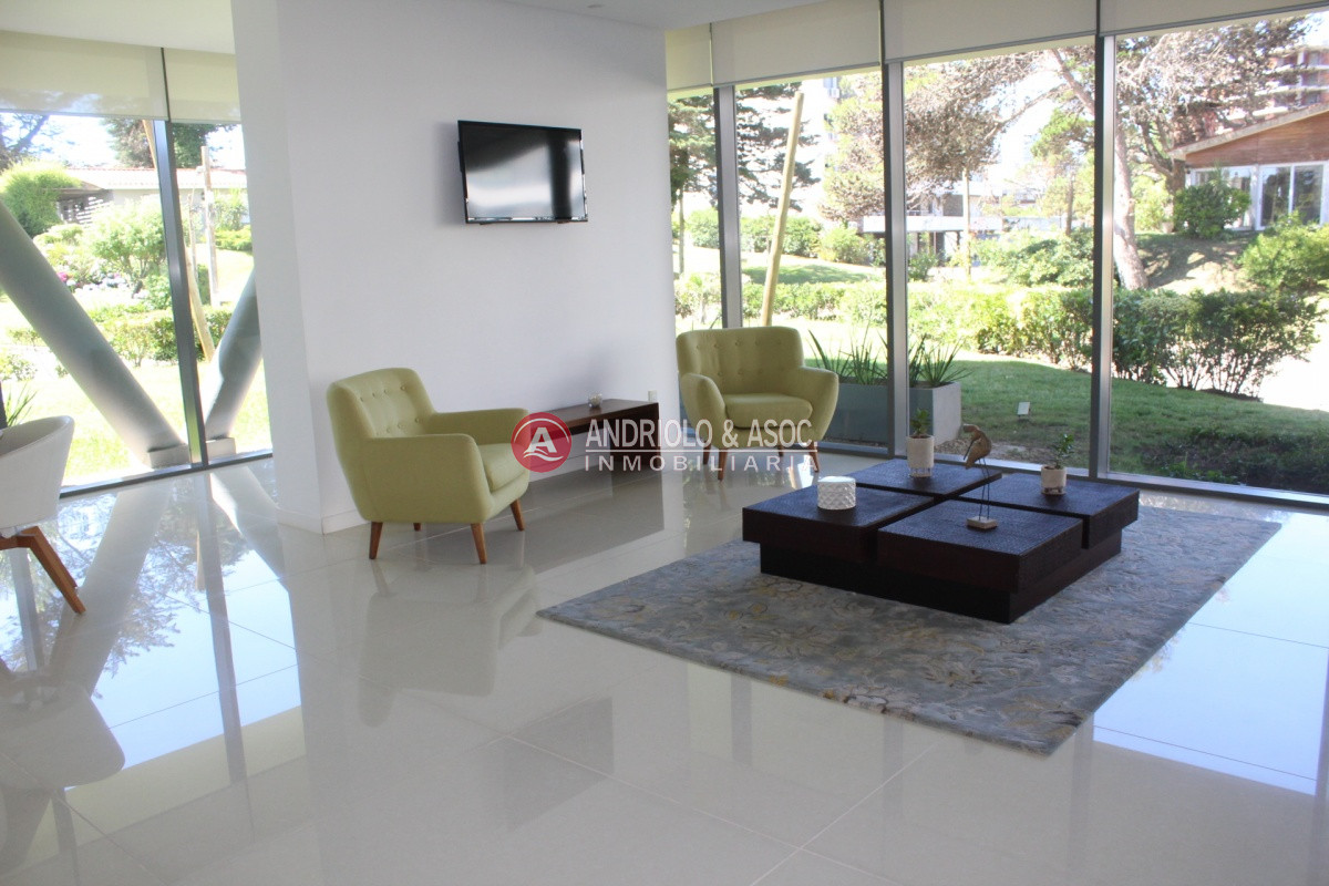 Apartamento ID.6775 - Apartamento 1 dorm + plus en  Brava