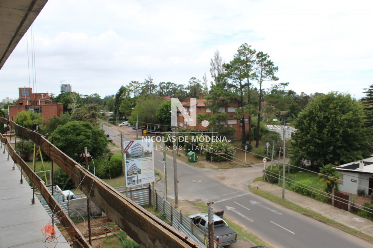Camino a la Laguna - GoPunta - Portal Inmobiliario de Punta del Este - Maldonado
