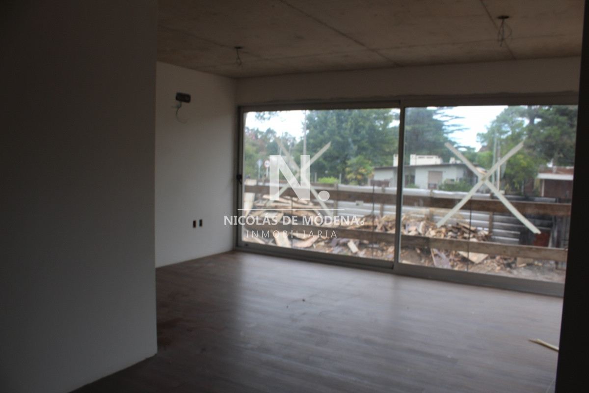 Camino a la Laguna - GoPunta - Portal Inmobiliario de Punta del Este - Maldonado