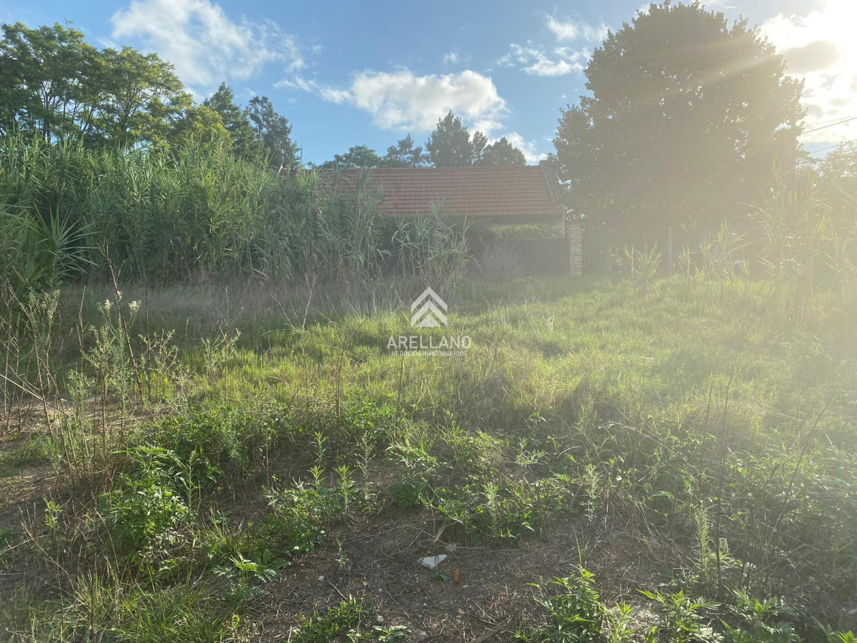 Terreno ID.387 - VENTA Terreno esquinero ZONA COLEGIOS