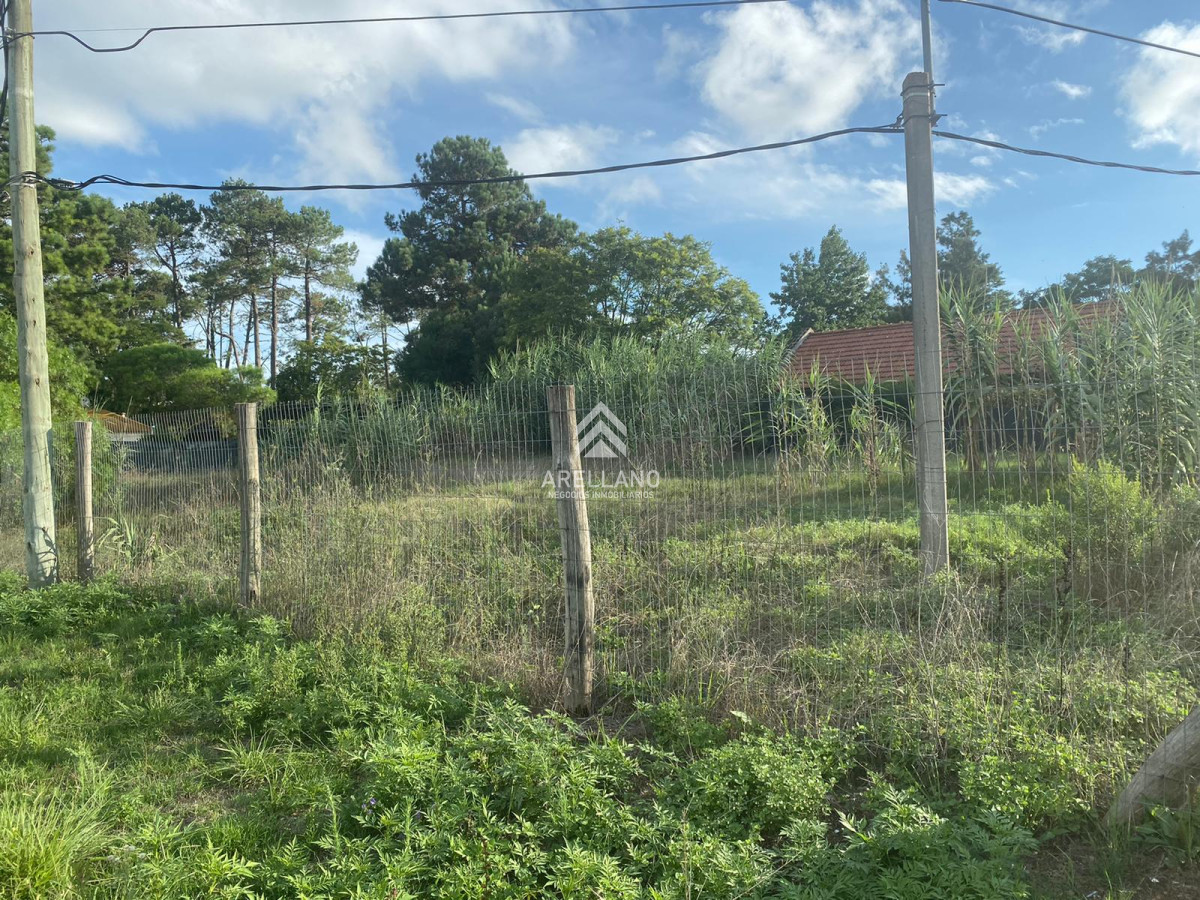 Terreno ID.387 - VENTA Terreno esquinero ZONA COLEGIOS