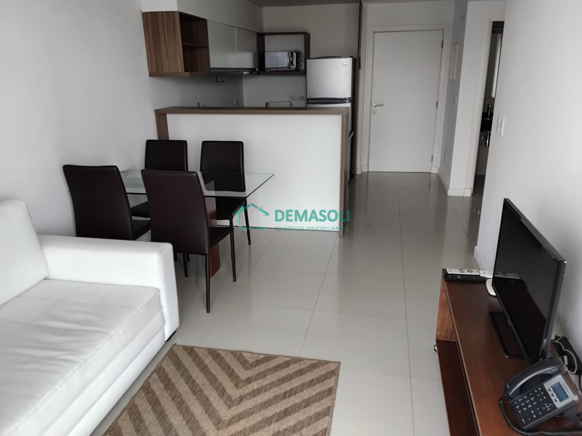 Apartamento ID.362 - Apto 1 dorm, + plus y balcón 
