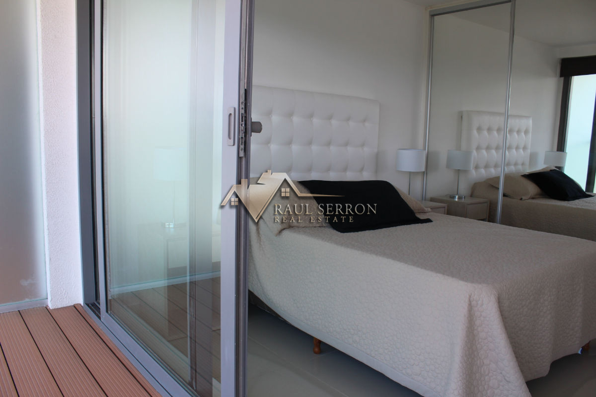 Apartamento ID.2051 - VENTA DE APARTAMENTO DE 1 DORMITORIO EN PISO ALTO EN BRAVA PUNTA DEL ESTE 