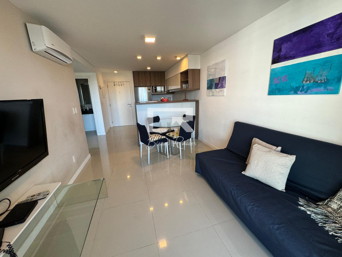 Apartamento ID.382 - Apto 1 dorm, + plus y balcón 