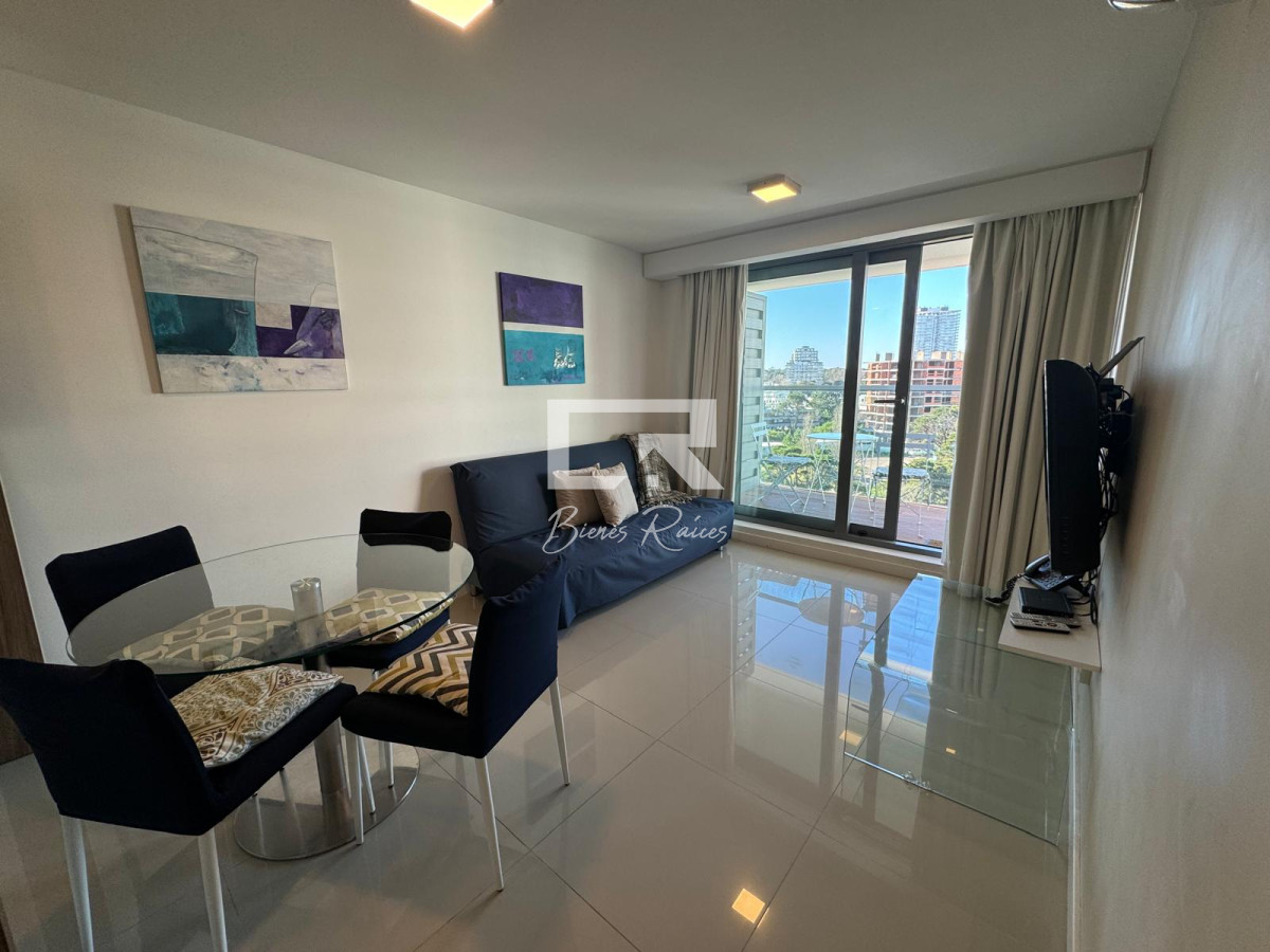 Apartamento ID.382 - Apto 1 dorm, + plus y balcón 