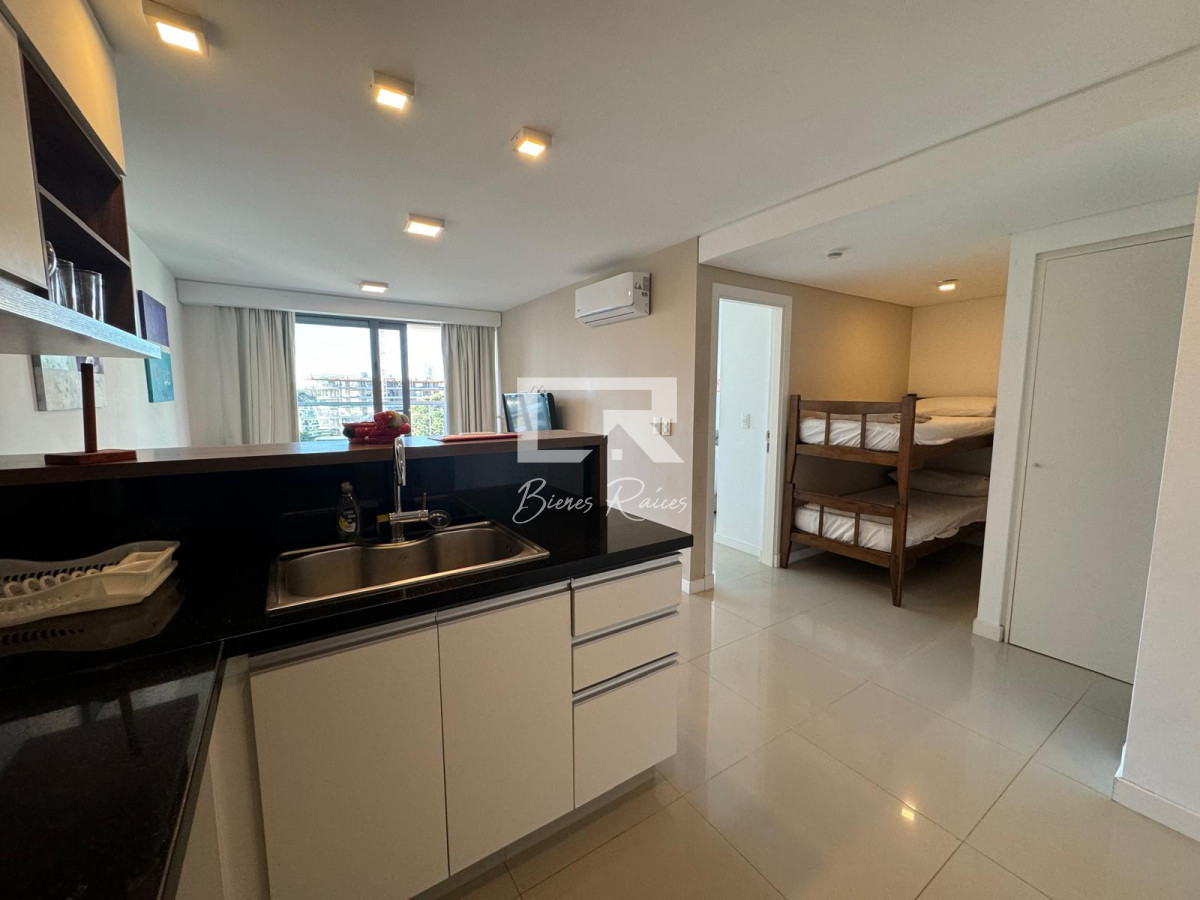 Apartamento ID.382 - Apto 1 dorm, + plus y balcón 