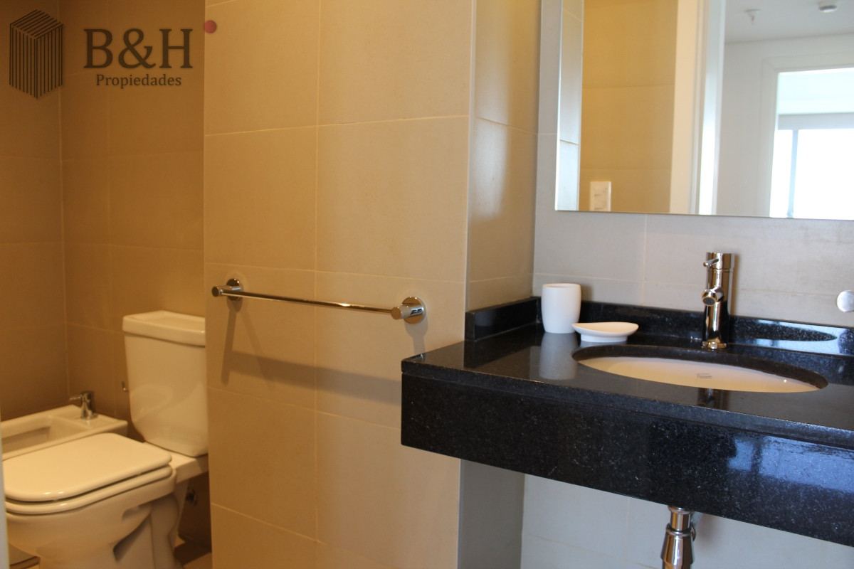 Apartamento ID.2131 - Apto 1 dorm, + plus y balcón 