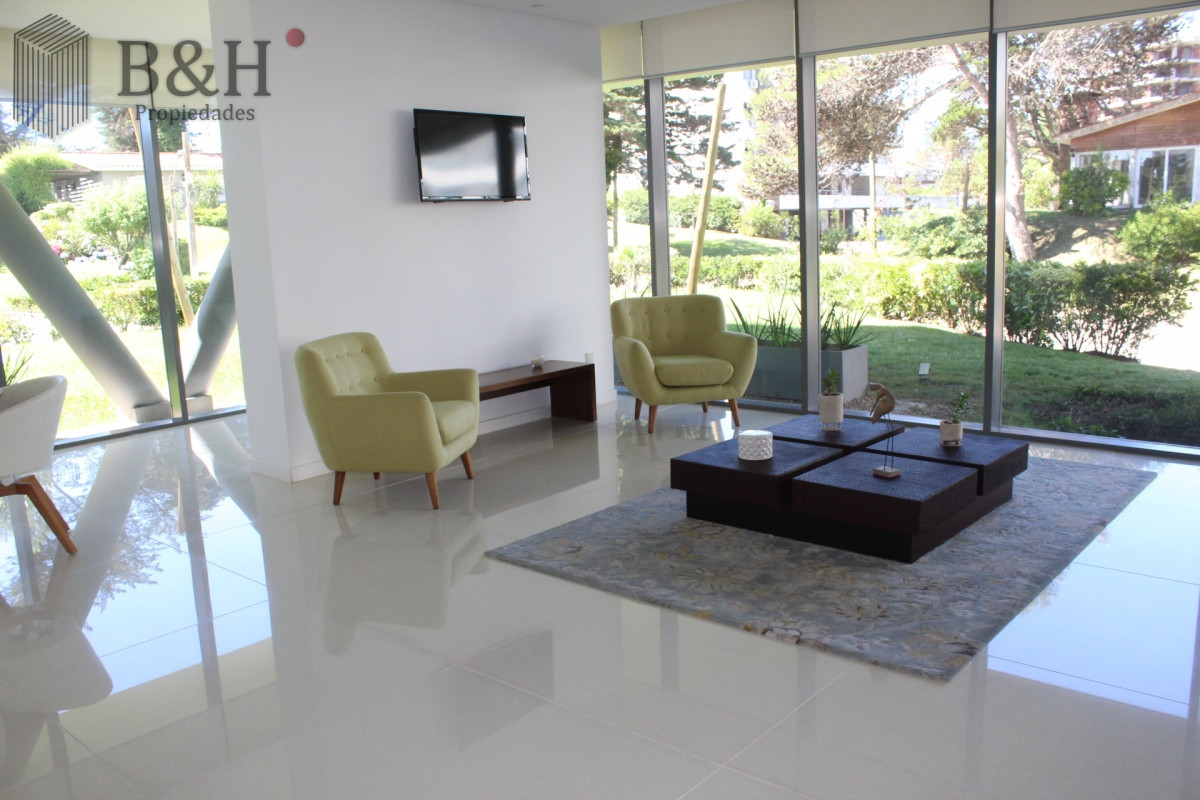 Apartamento ID.2129 - Apto 1 dorm, + plus y balcón 
