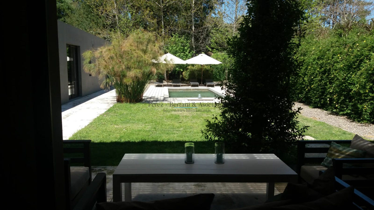 Casa ID.957 - Casa en barrio privado+ piscina+ vacaciones!