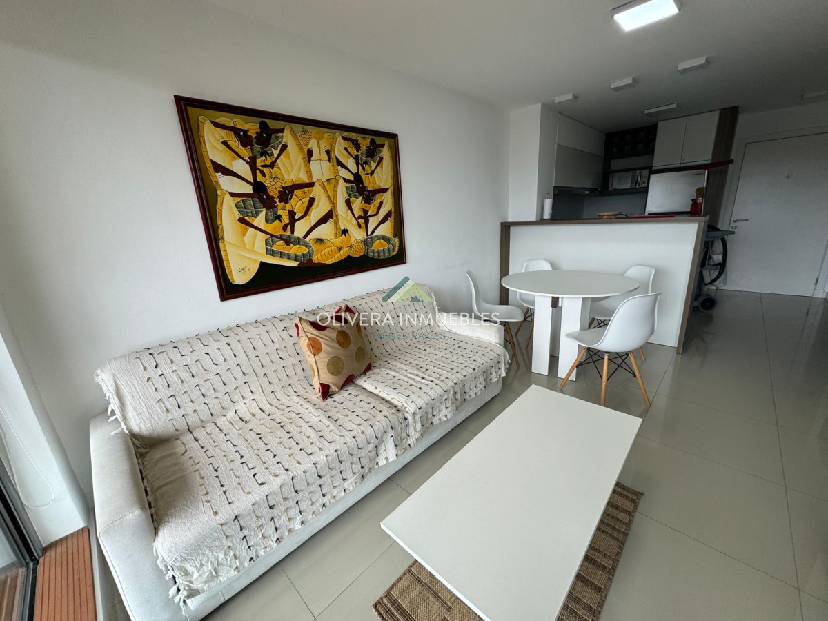 Apartamento ID.6237 - Apto 1 dorm, + plus y balcón 