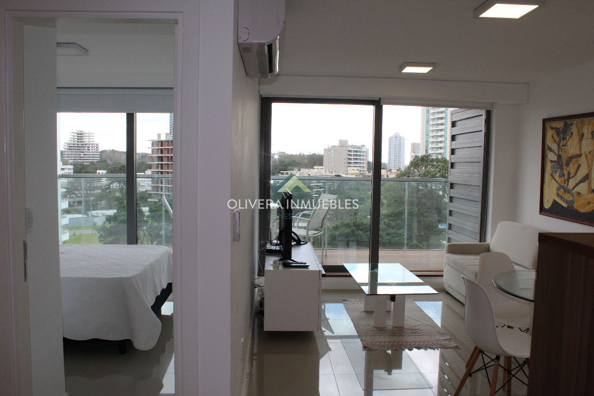 Apartamento ID.6237 - Apto 1 dorm, + plus y balcón 