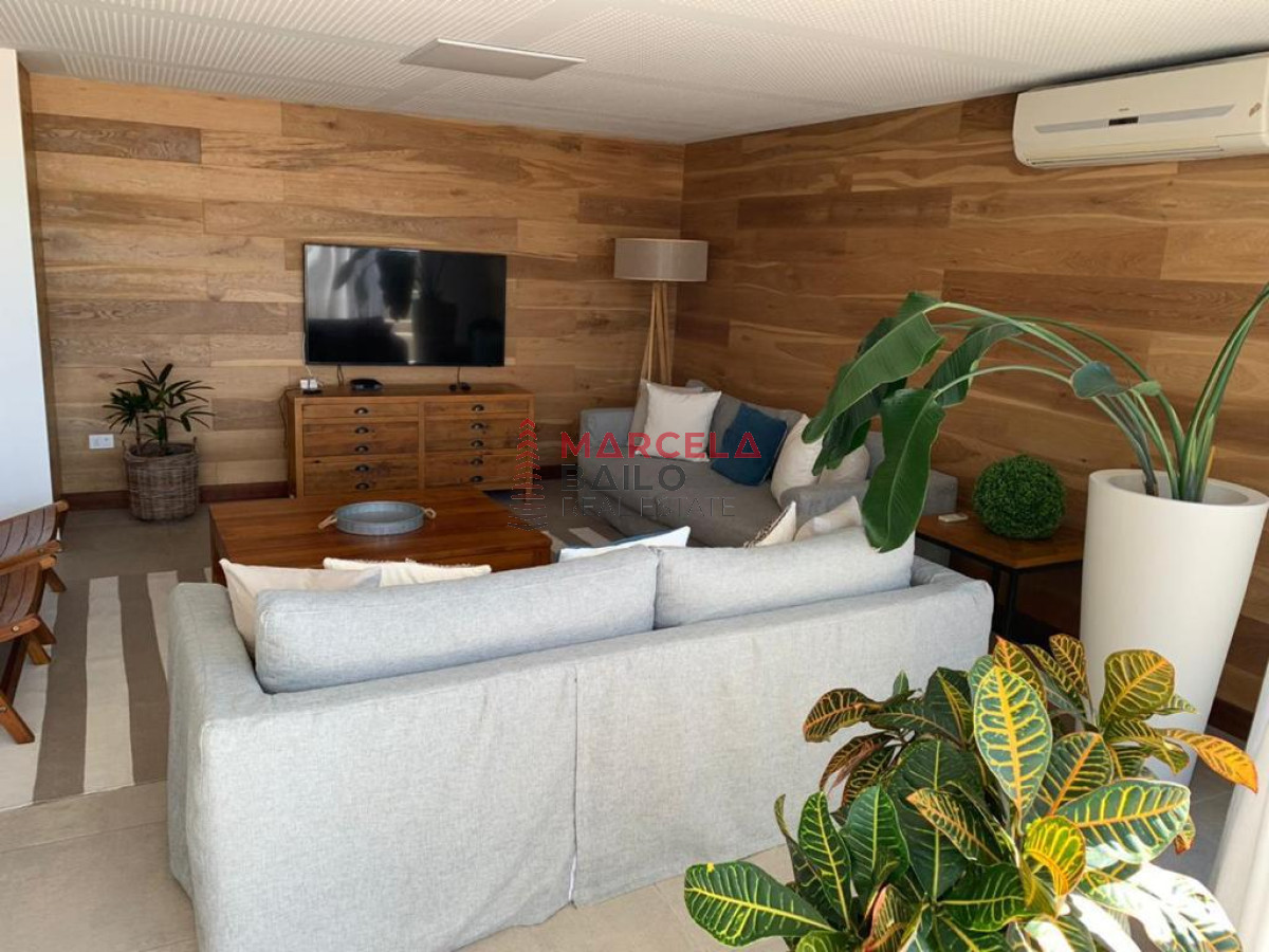 Apto 3 dorm. más dependencia, balcón y parrillero - BAI909A