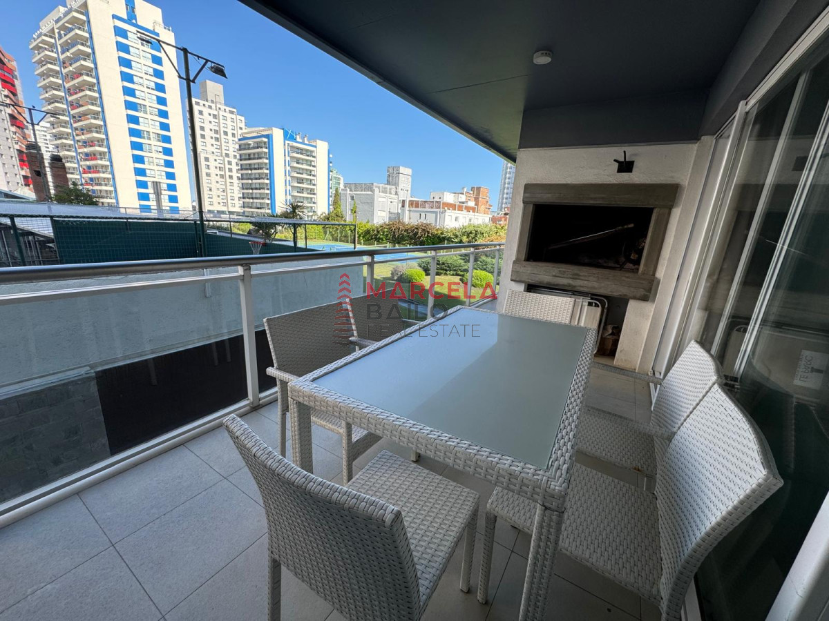 Apto 3 dorm., balcón con parrillero - BAI900A