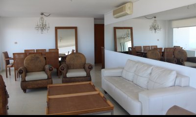 Apto 3 dormitorios y dependencias en Mansa