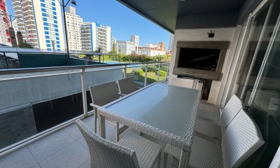 Apto 3 dorm., balcón con parrillero