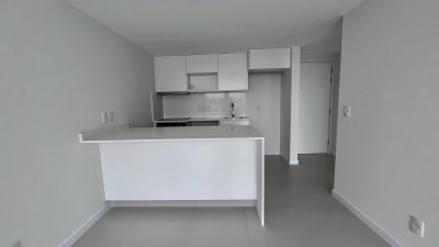Excelente Oportunidad Apartamento en Punta del este 1 dormitorio 1 baño A ESTRENAR  - DMC11443A