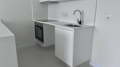 Excelente Oportunidad Apartamento en Punta del este 1 dormitorio 1 baño A ESTRENAR  - DMC11443A