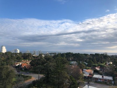 Apartamento de 2 dormitorios en venta en Summer Tower, Punta del Este.