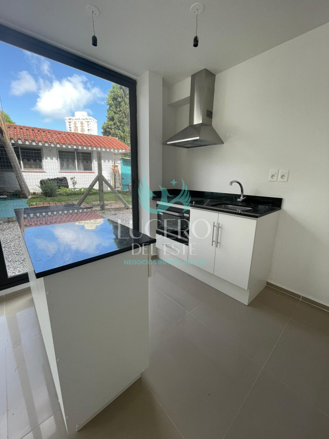Apartamento ID.74 - Apartamento en VENTA- 1 dormitorio a estrenar en Punta del Este, zona de Punta Shopping 