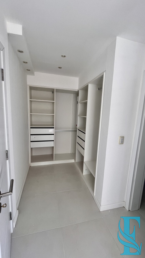 Casa ID.15 - Casa En Venta 3 Dorm 2 Baños Punta del Este 