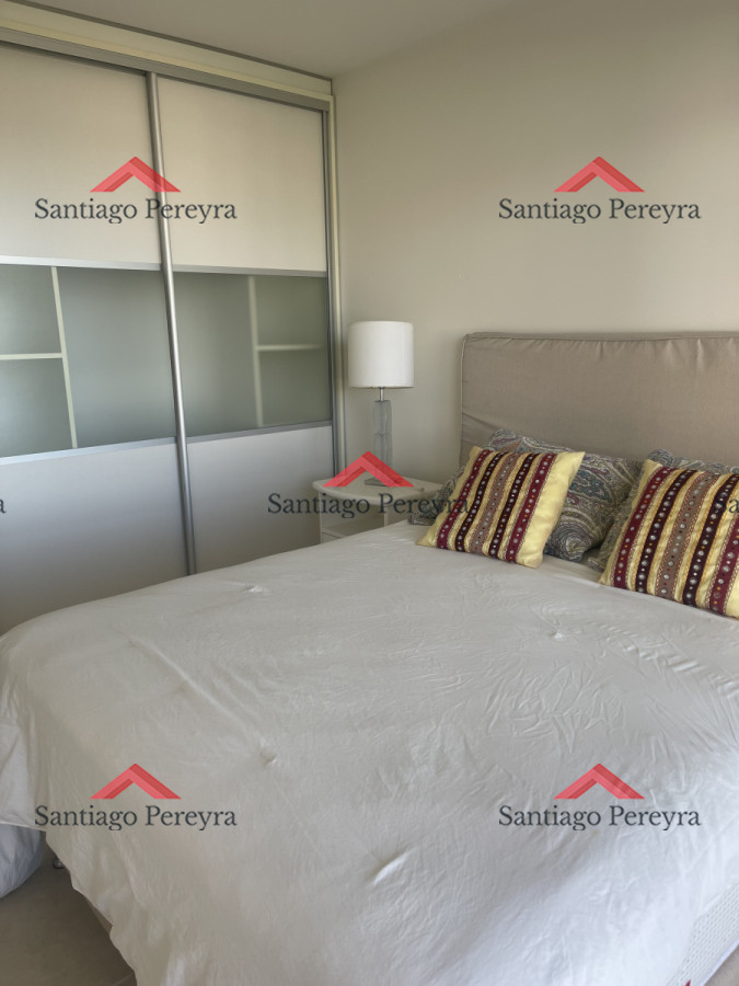 Apartamento ID.17133 - Apartamento en venta Playa Mansa  3 dormitorios