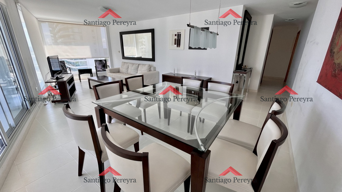 Apartamento ID.14731 - Apartamento en venta - 3 dormitorios + dependencia - Punta del Este