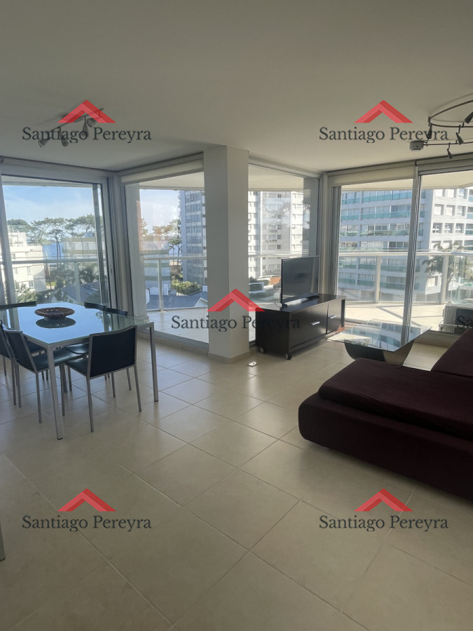 Apartamento ID.17133 - Apartamento en venta Playa Mansa  3 dormitorios