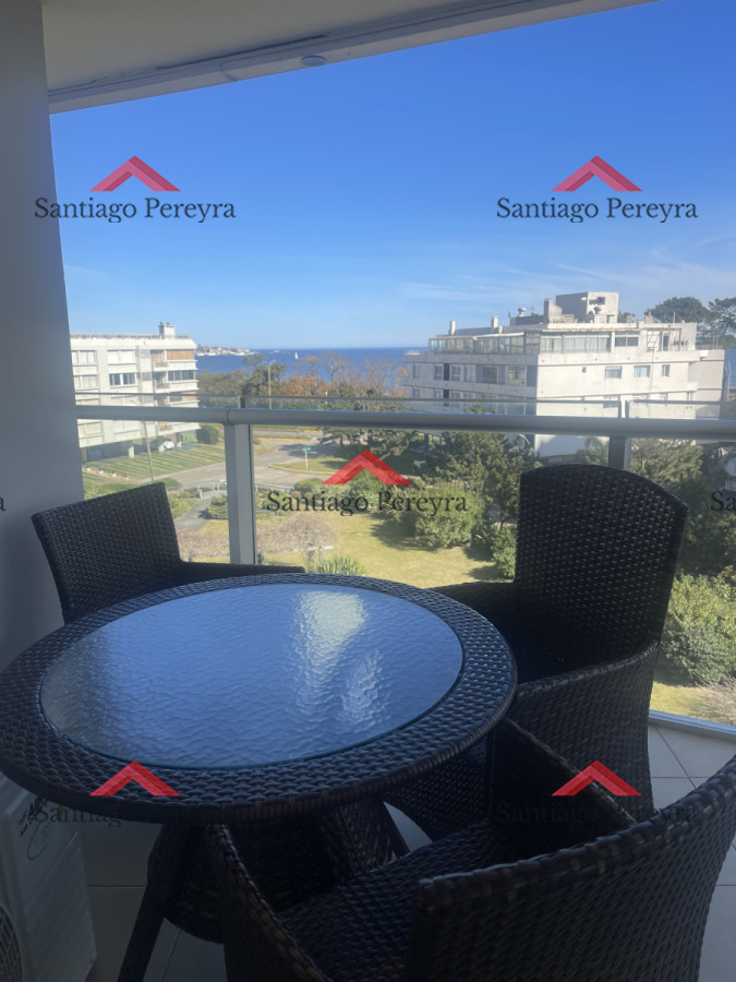 Apartamento ID.17133 - Apartamento en venta Playa Mansa  3 dormitorios