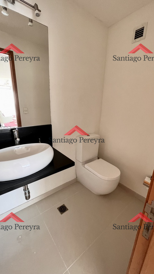Apartamento ID.13988 - APARTAMENTO EN VENTA- PLAYA MANSA, PUNTA DEL ESTE, 3 DORMITORIOS + DEPENDENCIA 