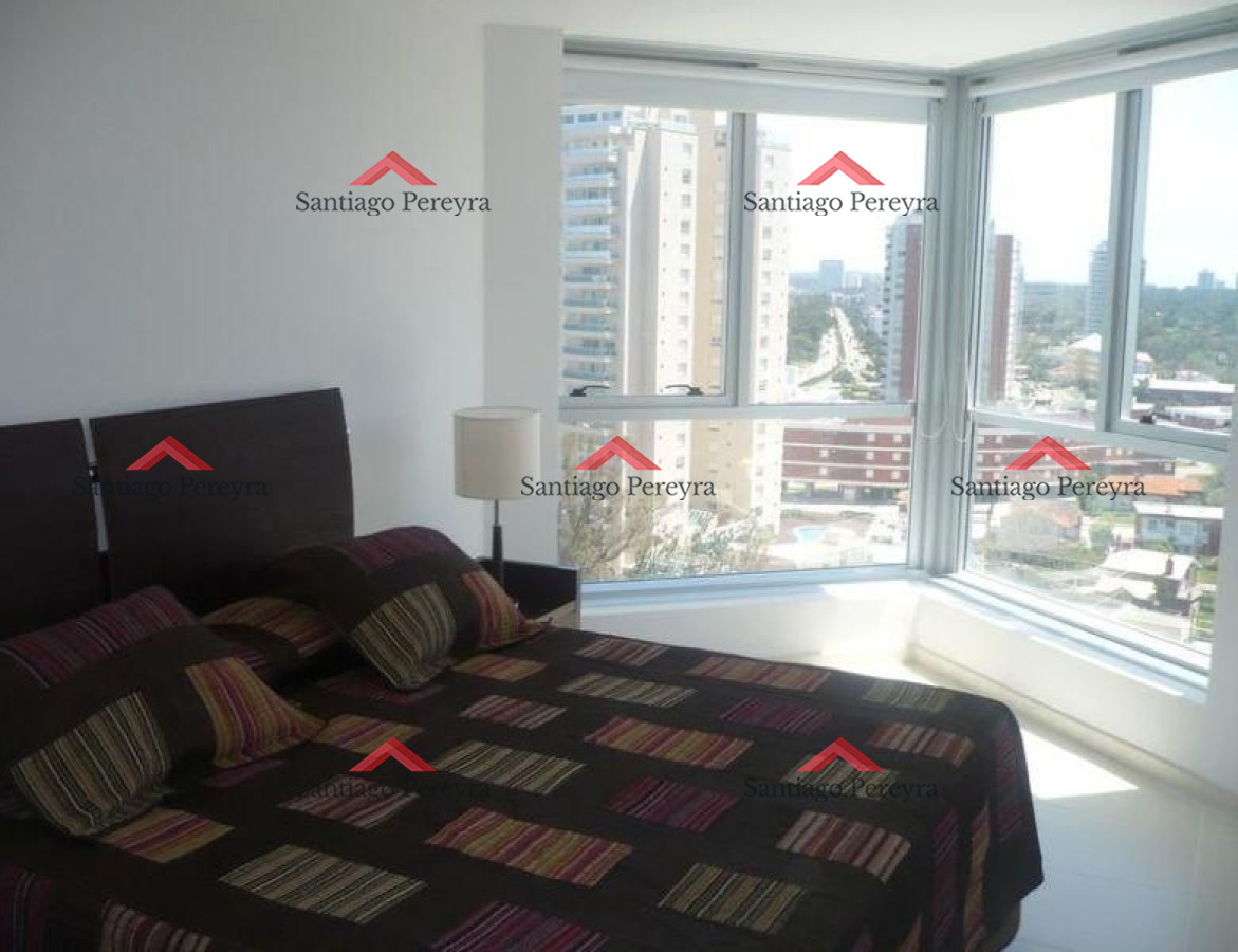 Apartamento ID.14731 - Apartamento en venta - 3 dormitorios + dependencia - Punta del Este