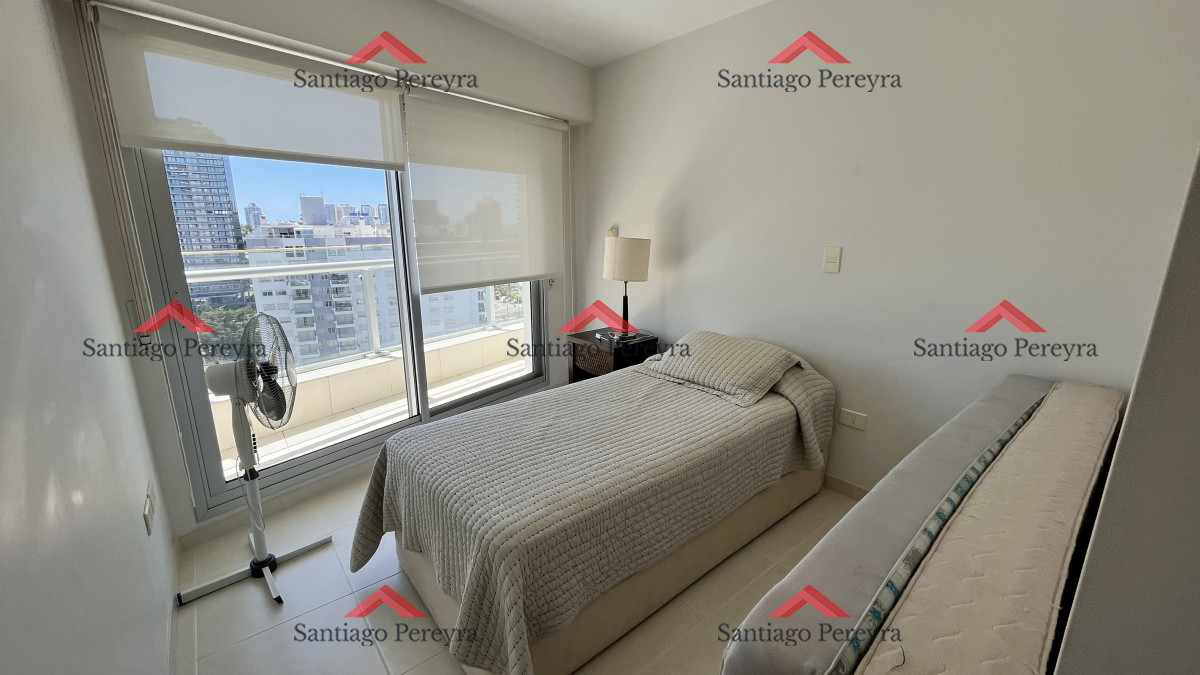 Apartamento ID.14731 - Apartamento en venta - 3 dormitorios + dependencia - Punta del Este
