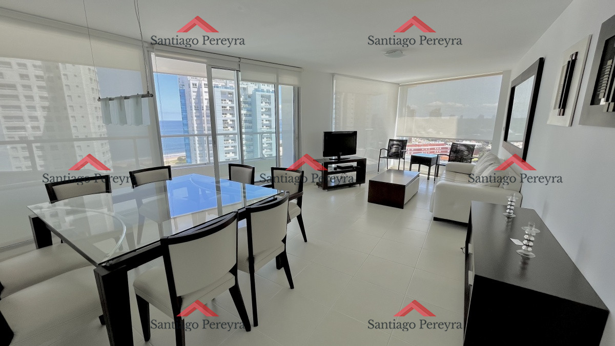 Apartamento ID.14731 - Apartamento en venta - 3 dormitorios + dependencia - Punta del Este