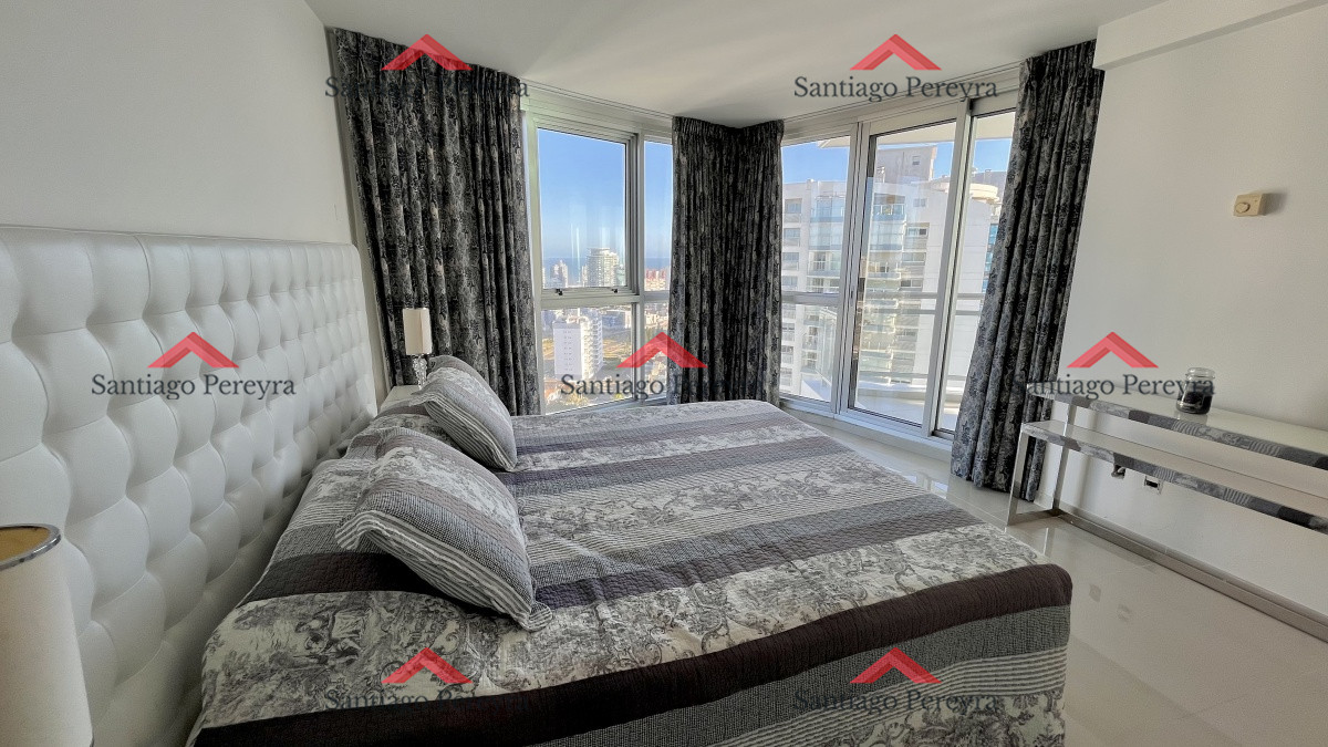 Apartamento ID.13988 - APARTAMENTO EN VENTA- PLAYA MANSA, PUNTA DEL ESTE, 3 DORMITORIOS + DEPENDENCIA 