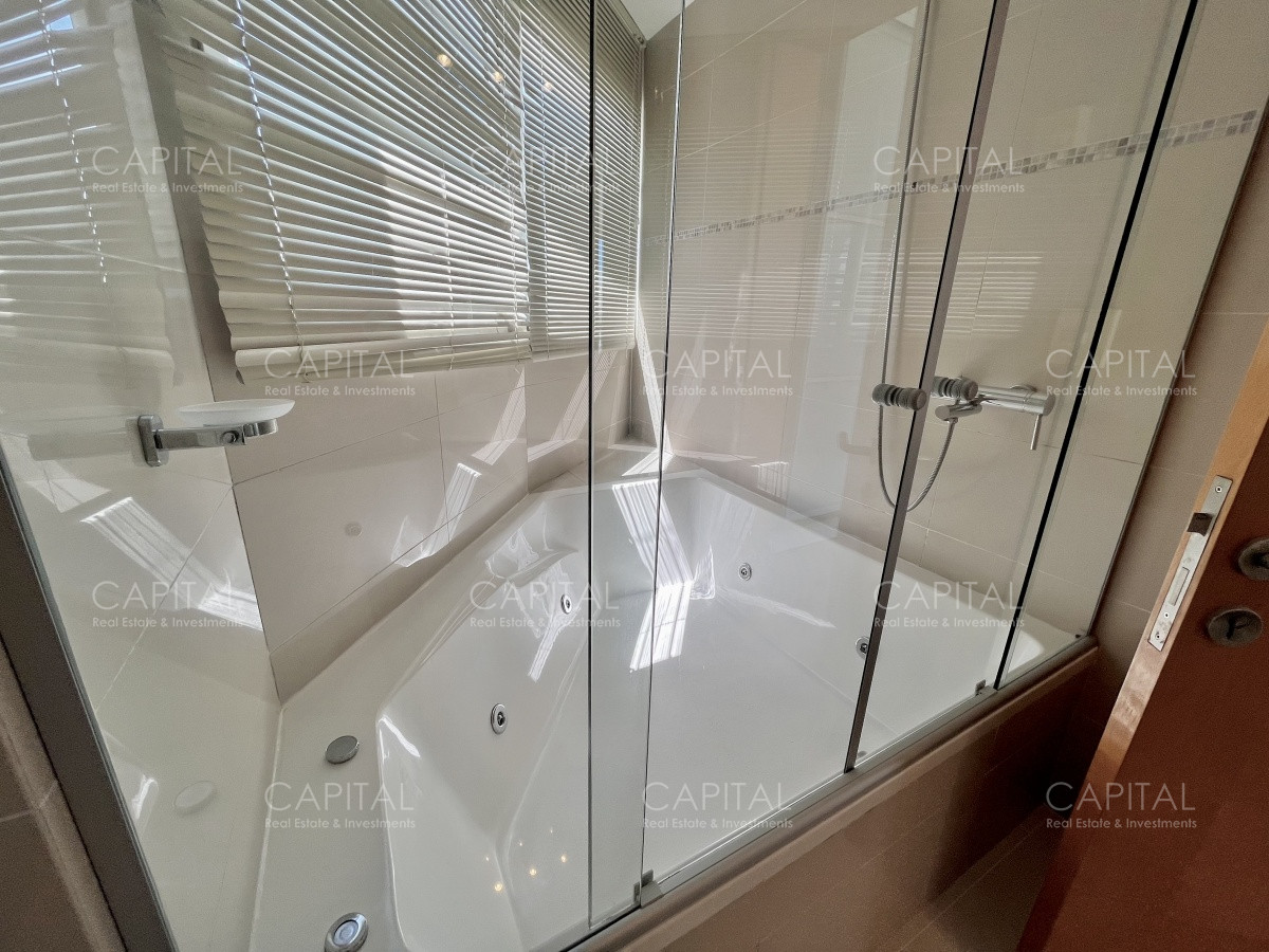 Apartamento ID.35089 - Season Tower Apartamento en venta Playa Mansa 3 dormitorios