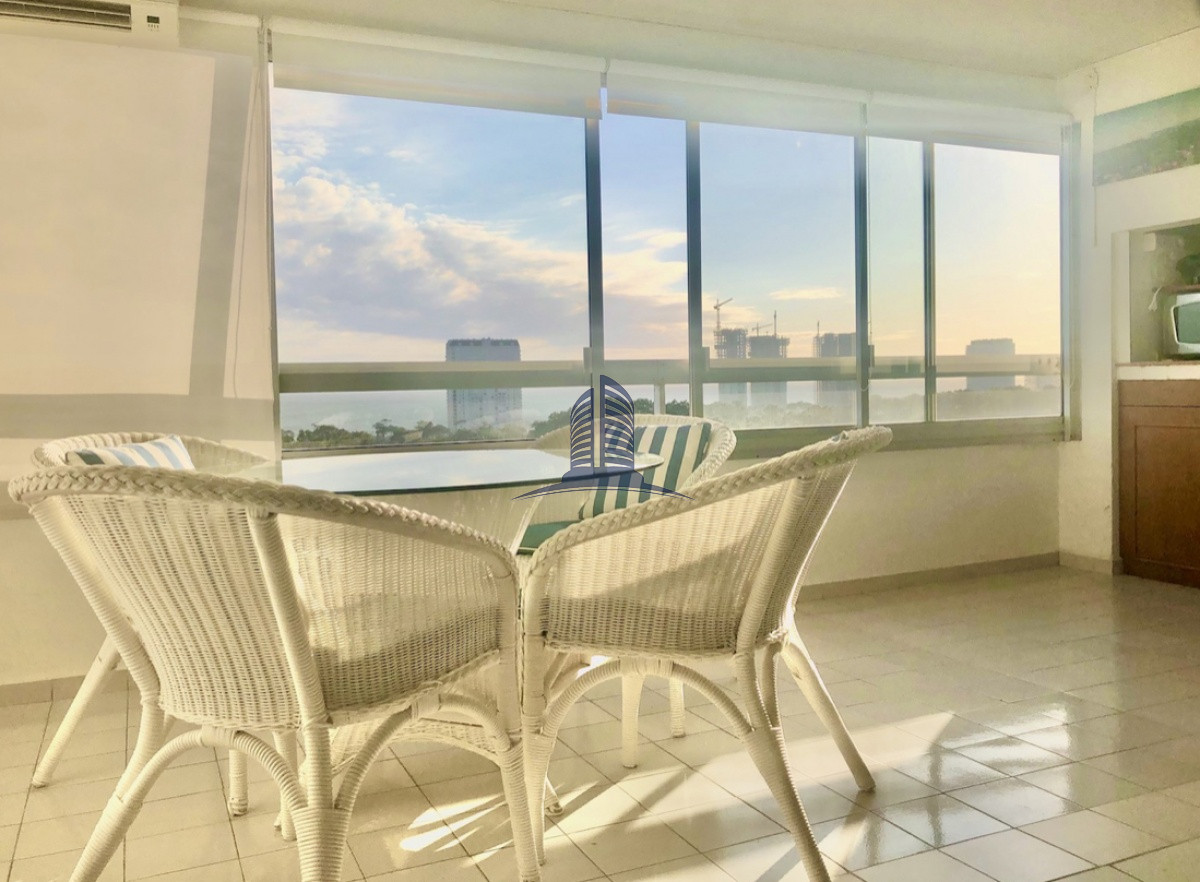 Apartamento en venta- 3 dormitorios Punta del Este